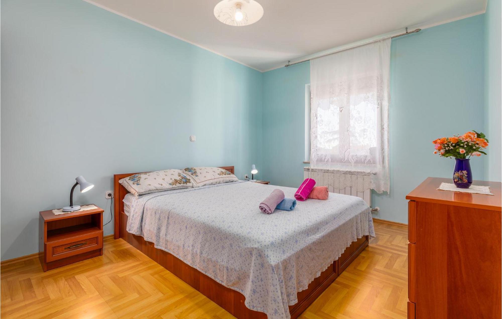 Apartment 1 Bedroom Amazing In